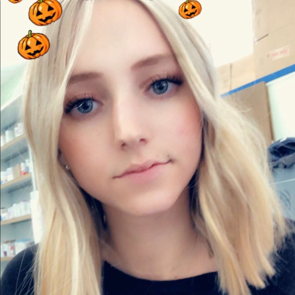 Meet your Posher, Tori